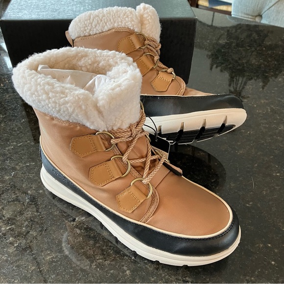 New Sorel Women's Explorer Carnival Boot, Short Winter Boots Faux Fur Short Boot - Picture 11 of 16